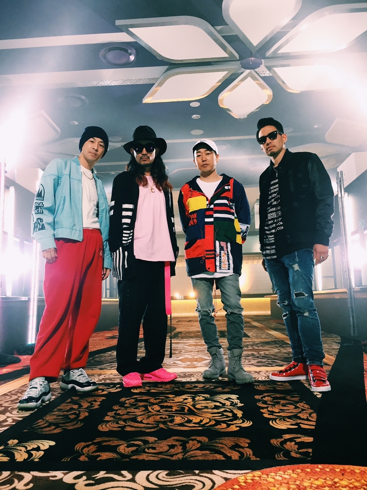 Crystal Boy】SEAMOの新曲「ON&恩」に参加！ SEAMO × Crystal Boy × KURO ×  SOCKSによるこの楽曲MVがパチンコマリオンのTV CMに抜擢され東海地区を中心に放映中！ | nobodyknows+ Official Site